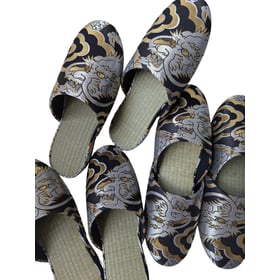 TATAMI × Dragons Slippers