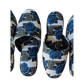 Medium Rose Print Mix Slippers